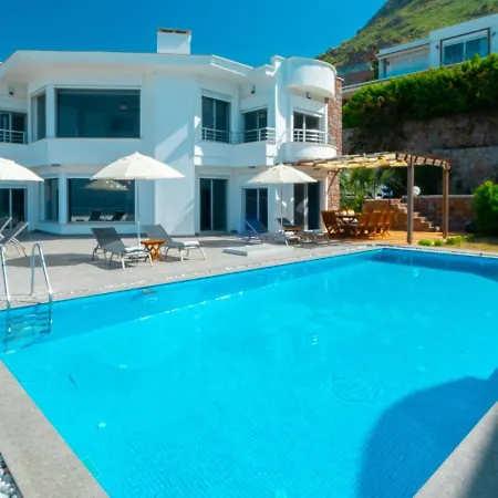 Villa Valentino1 Karabag